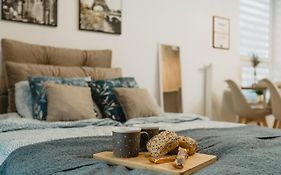 Apartament Delta, F211